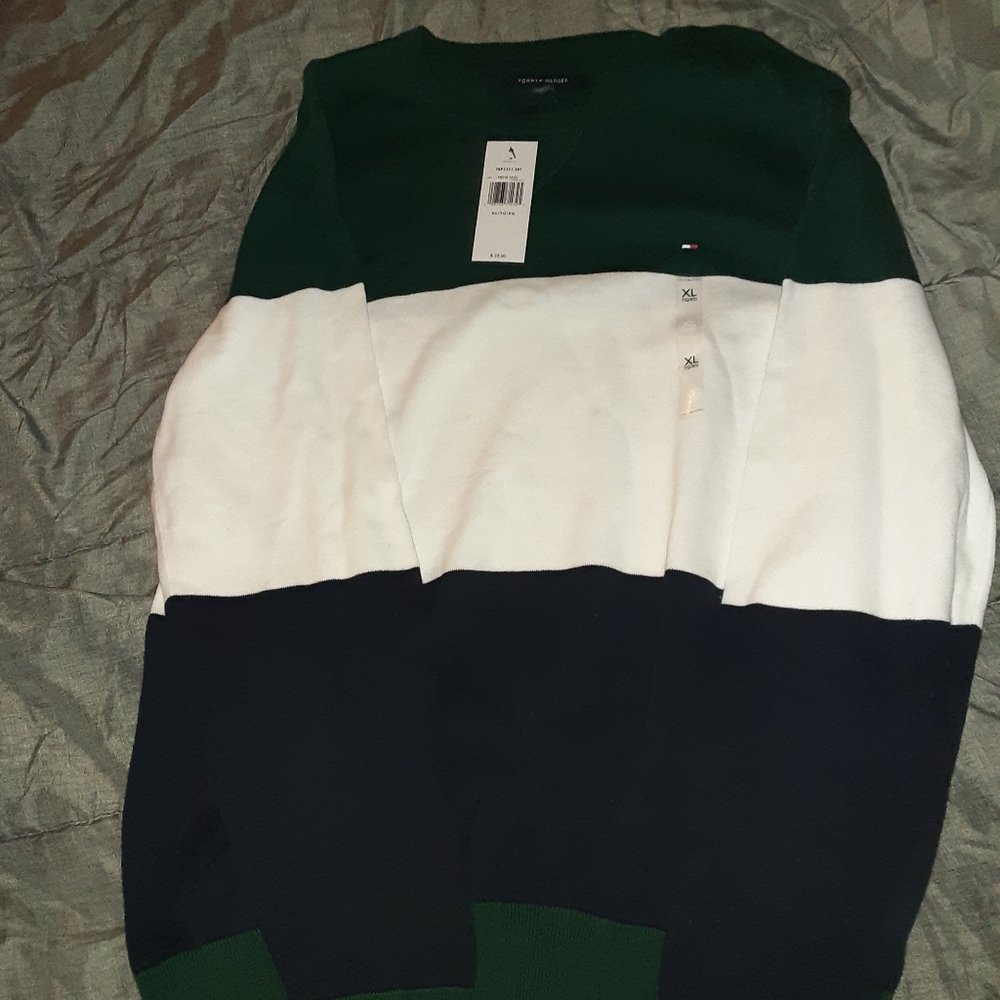 Tommy Hilfiger sweater